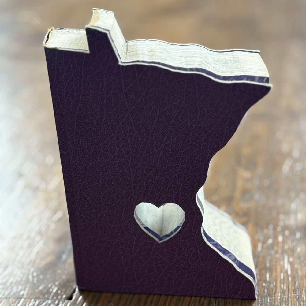 Minnesota Shaped Book